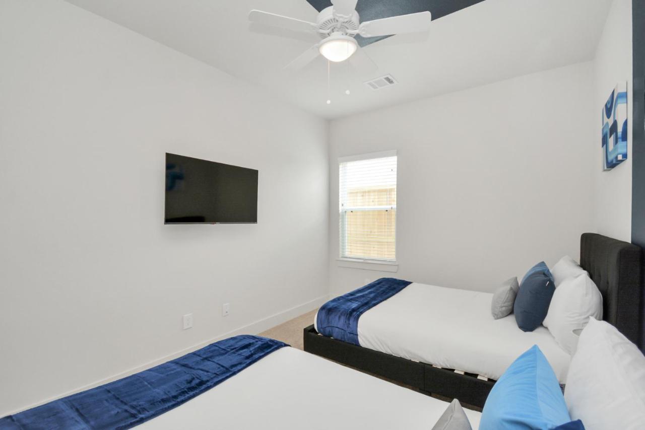 Casa Azure - New Modern 3 Bedroom Med Center, Nrg, Uh Χιούστον Εξωτερικό φωτογραφία