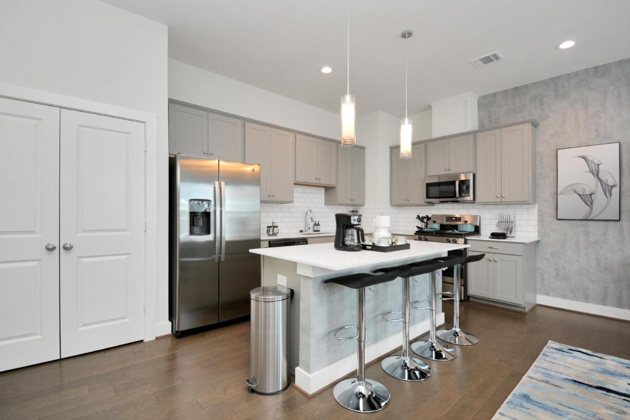 Casa Azure - New Modern 3 Bedroom Med Center, Nrg, Uh Χιούστον Εξωτερικό φωτογραφία