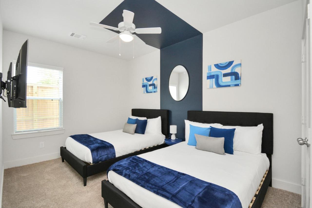 Casa Azure - New Modern 3 Bedroom Med Center, Nrg, Uh Χιούστον Εξωτερικό φωτογραφία