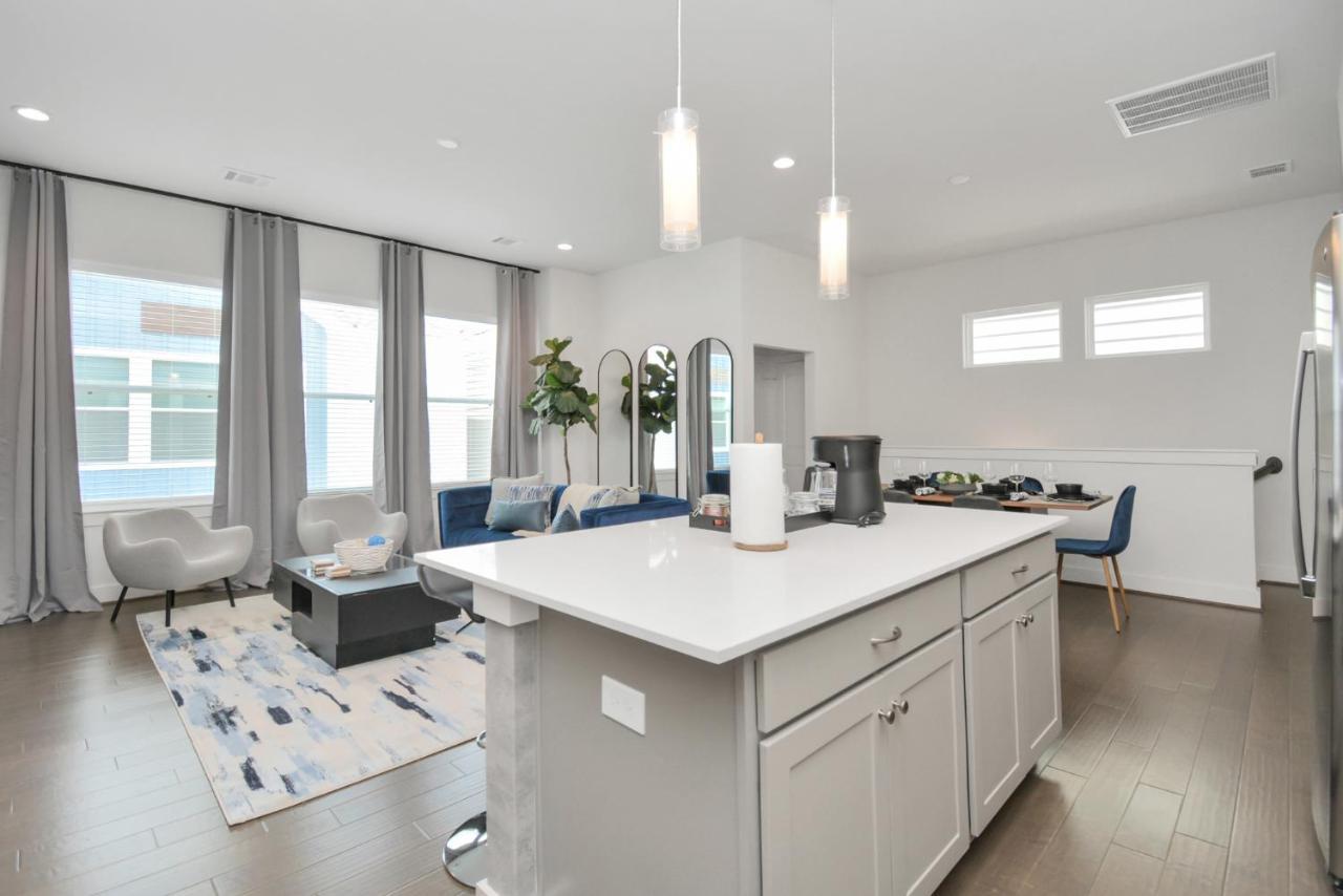 Casa Azure - New Modern 3 Bedroom Med Center, Nrg, Uh Χιούστον Εξωτερικό φωτογραφία