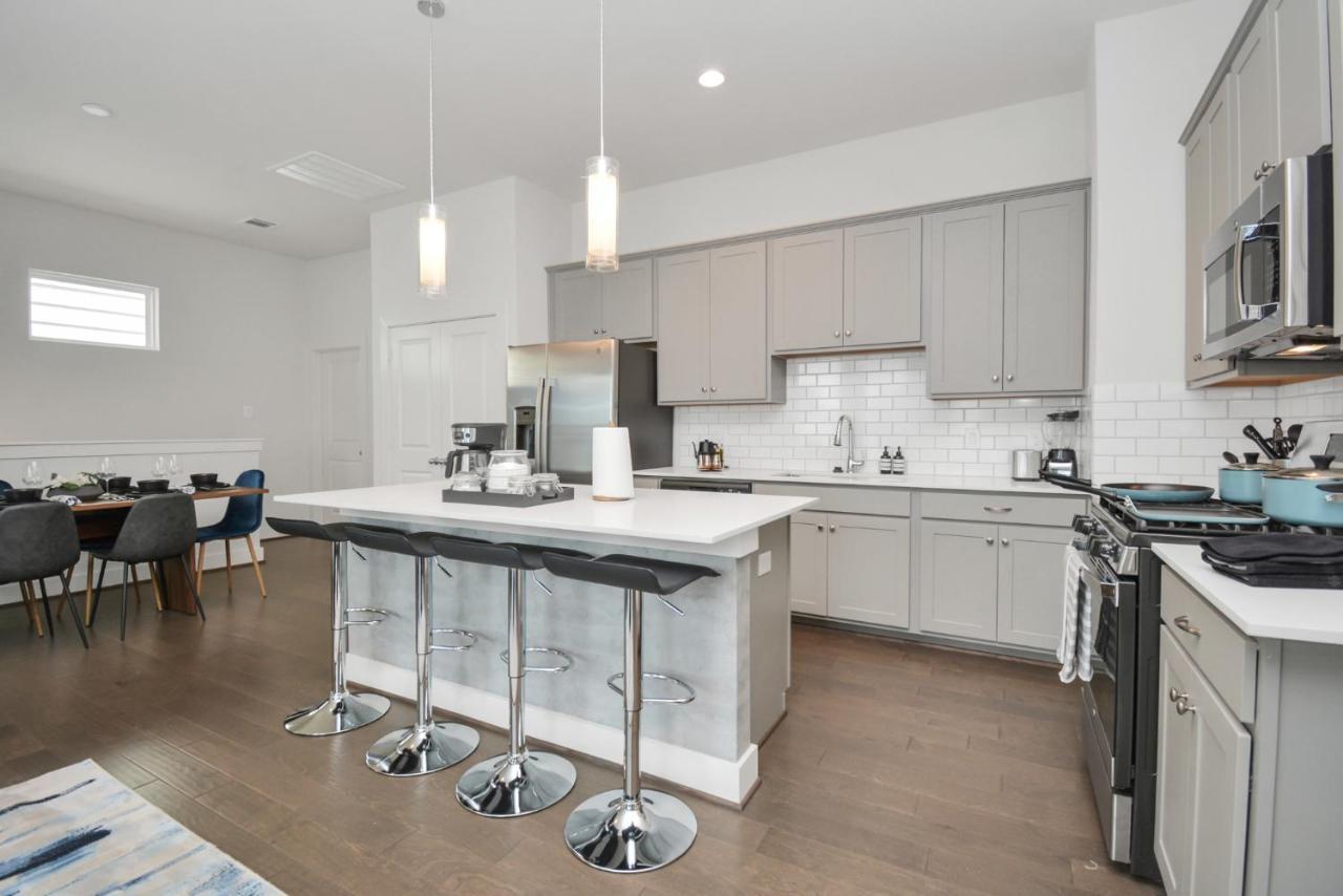 Casa Azure - New Modern 3 Bedroom Med Center, Nrg, Uh Χιούστον Εξωτερικό φωτογραφία